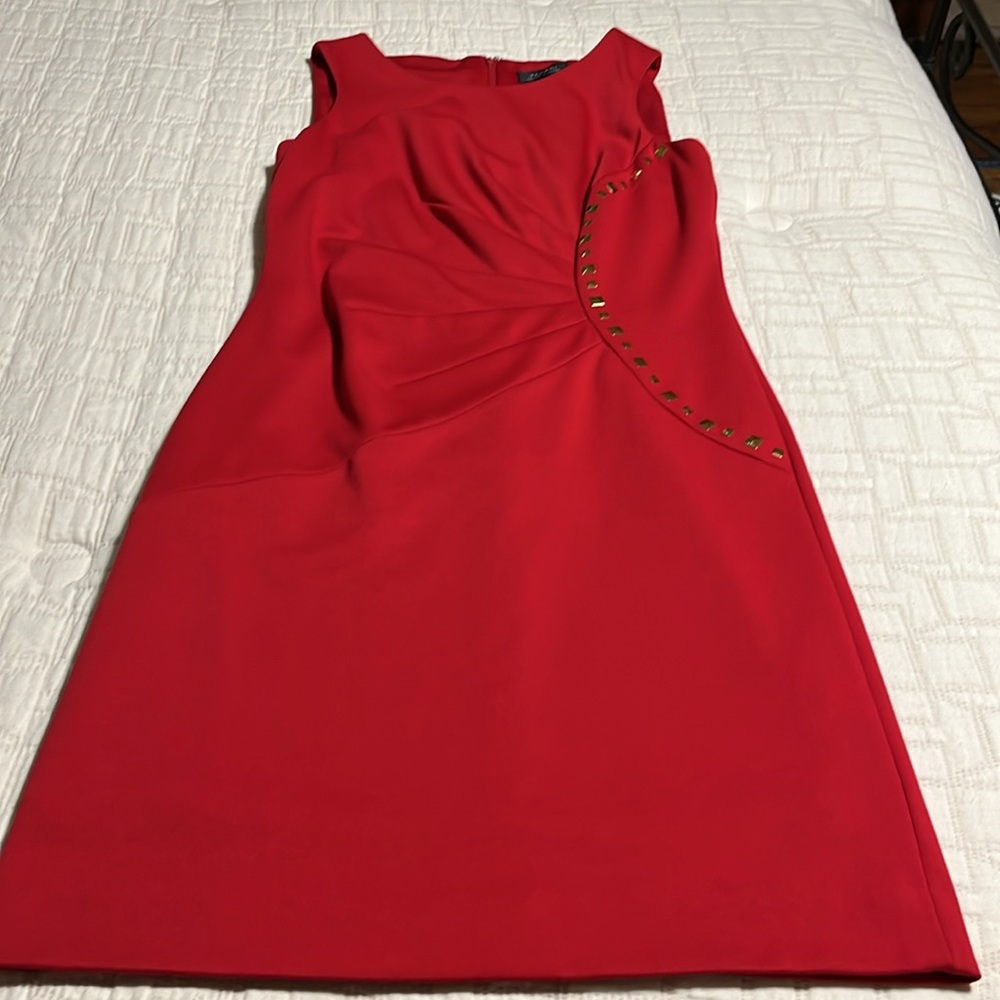 Tahari red sleeveless dress size 6